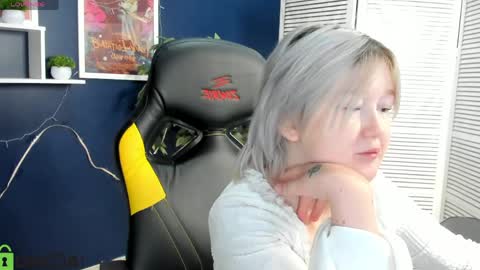 Snapshot of mia_ferd chatting on 05-28-26, 03:04 Mia online show from 05-28-26, 03:04