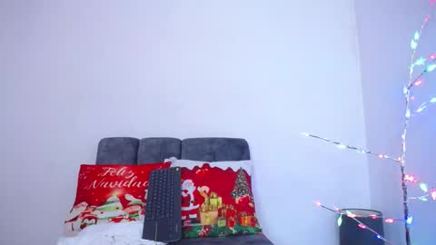 M I A online show from 12-21-25, 02:35