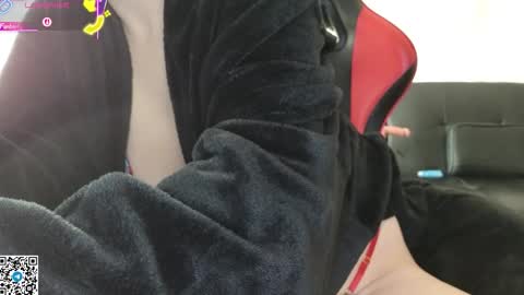 Golden ones online show from 09-24-25, 01:25