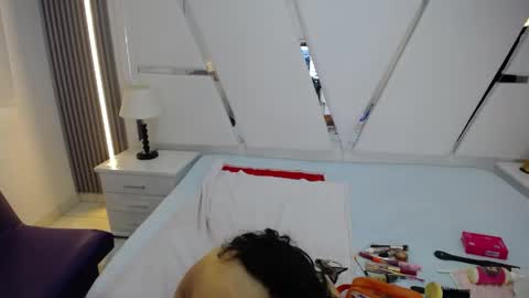 Snapshot of mia_garcia28 chatting on 06-02-26, 01:35 mia_garcia28 online show from 06-02-26, 01:35