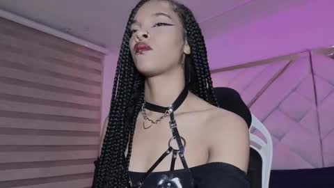 Mia online show from 03-13-26, 03:13