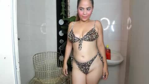Snapshot of mia_hansper chatting on 01-10-25, 08:48 Mia online show from 01-10-25, 08:48