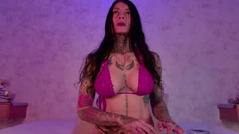Snapshot of mia_hill1_ chatting on 07-04-26, 08:15 mia_hill1_ online show from 07-04-26, 08:15
