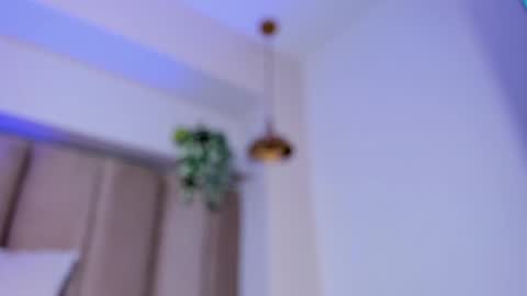  I am Mia  online show from 03-01-25, 06:43