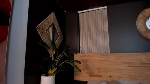 Val  online show from 09-16-25, 12:06