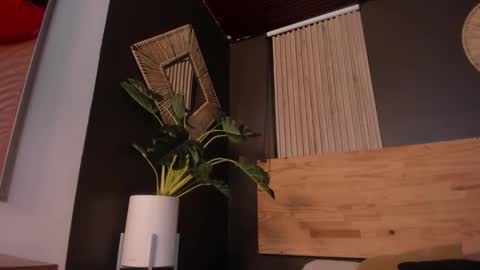 Val  online show from 12-02-25, 11:48