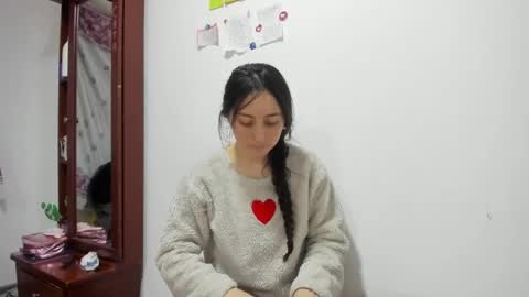 mia kaneee online show from 01-13-25, 03:36