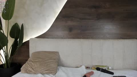 mia_lacy online show from 01-11-25, 01:27