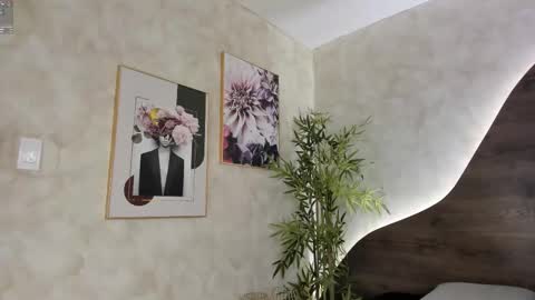 mia_lacy online show from 10-13-25, 07:47