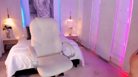 Mia Lane online show from 06-02-26, 08:44