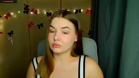 mia_lemm online show from 12-23-25, 06:55