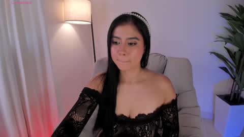 MIA LOVE   online show from 11-09-25, 05:44