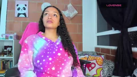 Snapshot of mia_lovea chatting on 03-01-26, 10:17 mia_lovea online show from 03-01-26, 10:17