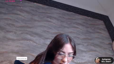Snapshot of mia_luxor chatting on 07-10-26, 11:46 mia_luxor online show from 07-10-26, 11:46