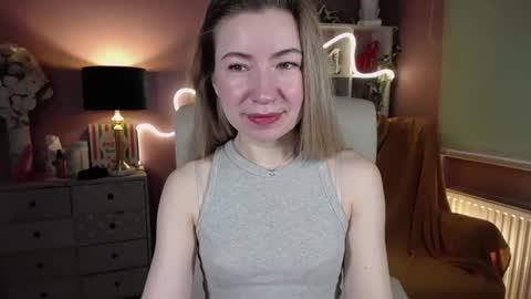 Mia online show from 02-03-25, 07:18