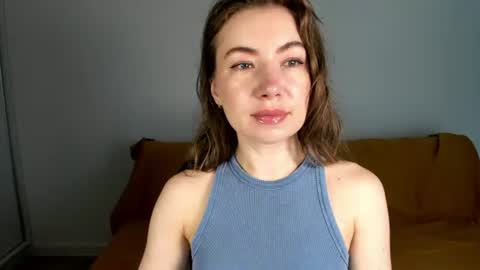 Mia online show from 07-17-26, 06:31