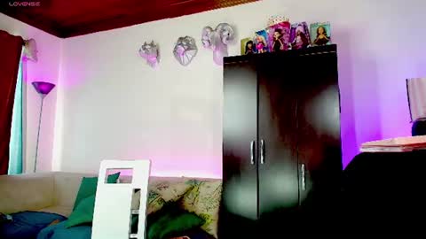 Snapshot of mia_mattel chatting on 07-29-26, 05:55 333 online show from 07-29-26, 05:55