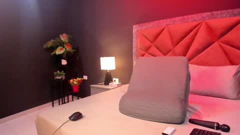 MIA  online show from 01-14-26, 07:19