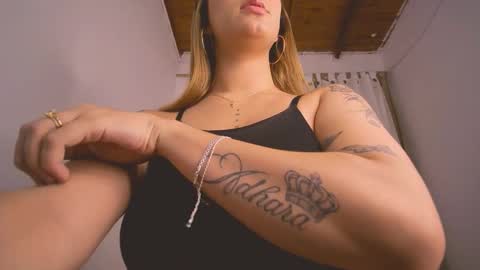 Snapshot of mia_millers2311 chatting on 03-04-26, 01:50 mia independent model online show from 03-04-26, 01:50