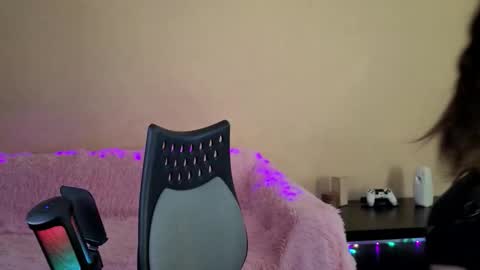 your temptress Mia online show from 11-13-25, 09:08