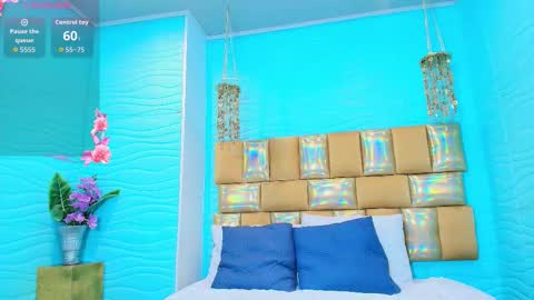 mia montess online show from 11-13-25, 12:15