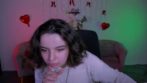 mia_mooon_ online show from 04-09-26, 09:47