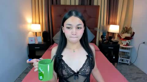 Snapshot of mia_mow chatting on 02-15-25, 10:44 They called me MIA online show from 02-15-25, 10:44