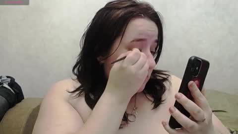 Snapshot of mia_muv chatting on 02-08-26, 10:18 mia_muv online show from 02-08-26, 10:18
