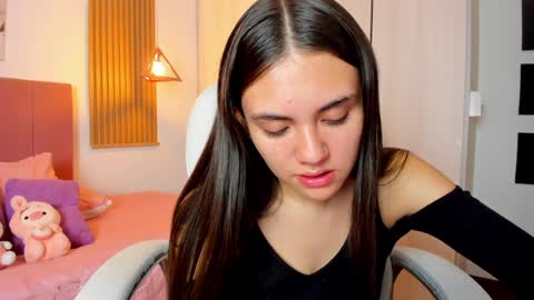 Mia Nevaeh - follow me online show from 02-06-25, 09:17