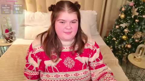Snapshot of mia_of_your_dreams chatting on 12-18-25, 05:41 Sweet Mia online show from 12-18-25, 05:41