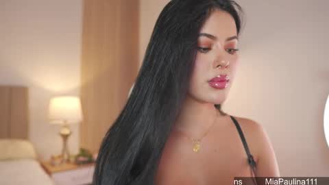 Snapshot of mia_paulina chatting on 03-03-26, 04:07 Instagram Nelyiramirez online show from 03-03-26, 04:07