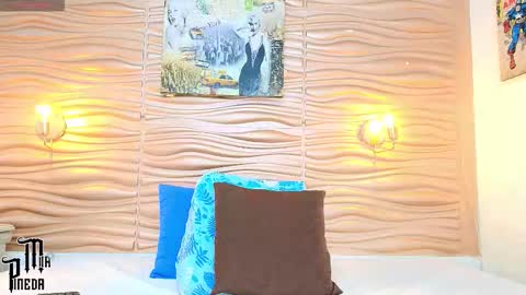 Mariana online show from 09-27-25, 05:23