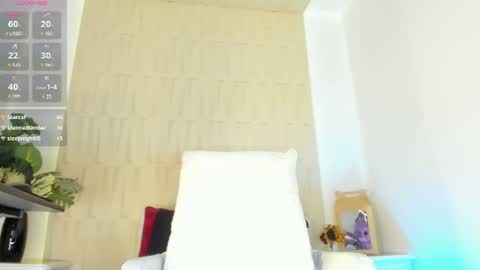 Snapshot of mia_pineda chatting on 06-09-26, 10:16 Mariana online show from 06-09-26, 10:16
