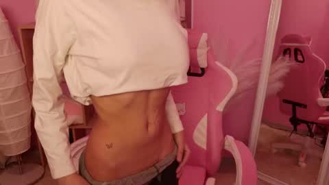 Mia online show from 02-02-26, 03:00