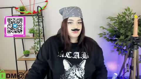 Mia online show from 01-10-26, 01:07