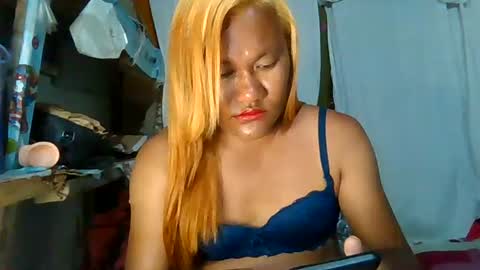 Snapshot of mia_revita chatting on 07-15-26, 11:04 mia_revita online show from 07-15-26, 11:04