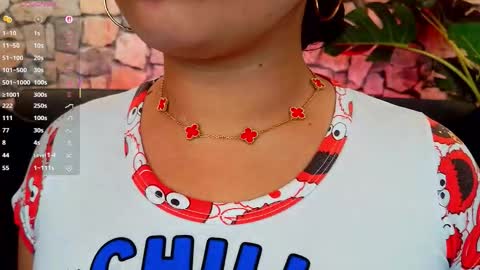 Mia online show from 11-10-25, 06:12