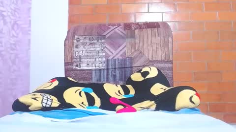 Cintia Rodriguez online show from 12-20-24, 01:47