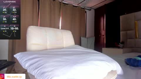 Snapshot of mia_scarlet69 chatting on 05-11-26, 04:04 MIA HOT online show from 05-11-26, 04:04