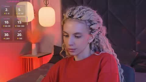 Mia online show from 12-15-25, 07:23