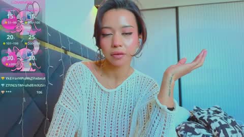 Snapshot of mia_sirenia chatting on 02-01-25, 06:32 Mia online show from 02-01-25, 06:32