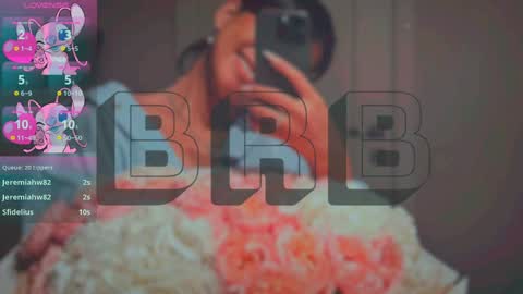 Snapshot of mia_sirenia chatting on 02-01-25, 12:47 Mia online show from 02-01-25, 12:47