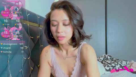 Snapshot of mia_sirenia chatting on 02-09-25, 12:41 Mia online show from 02-09-25, 12:41