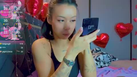 Snapshot of mia_sirenia chatting on 02-21-25, 12:39 Mia online show from 02-21-25, 12:39
