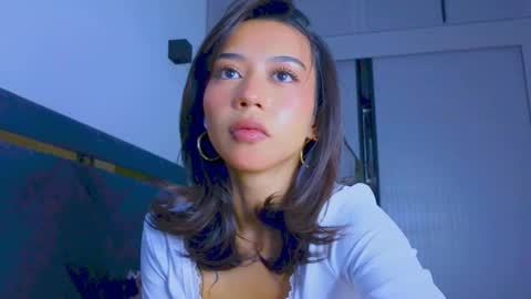 Snapshot of mia_sirenia chatting on 09-21-25, 01:35 Mia online show from 09-21-25, 01:35