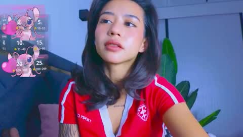 Snapshot of mia_sirenia chatting on 10-08-25, 04:04 Mia online show from 10-08-25, 04:04