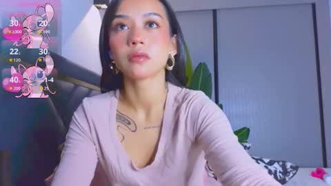 Snapshot of mia_sirenia chatting on 10-26-25, 06:14 Mia online show from 10-26-25, 06:14