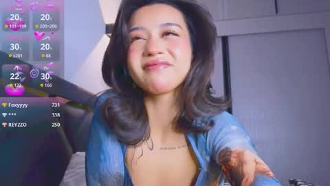 Snapshot of mia_sirenia chatting on 10-31-25, 08:54 Mia online show from 10-31-25, 08:54