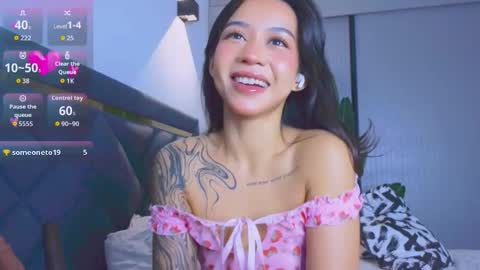 Snapshot of mia_sirenia chatting on 11-01-25, 06:32 Mia online show from 11-01-25, 06:32