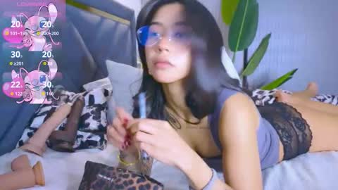 Snapshot of mia_sirenia chatting on 11-19-25, 03:56 Mia online show from 11-19-25, 03:56